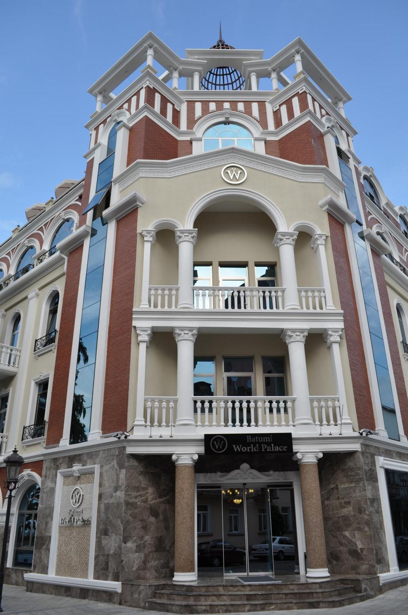 Batumi World Palace Exterior photo
