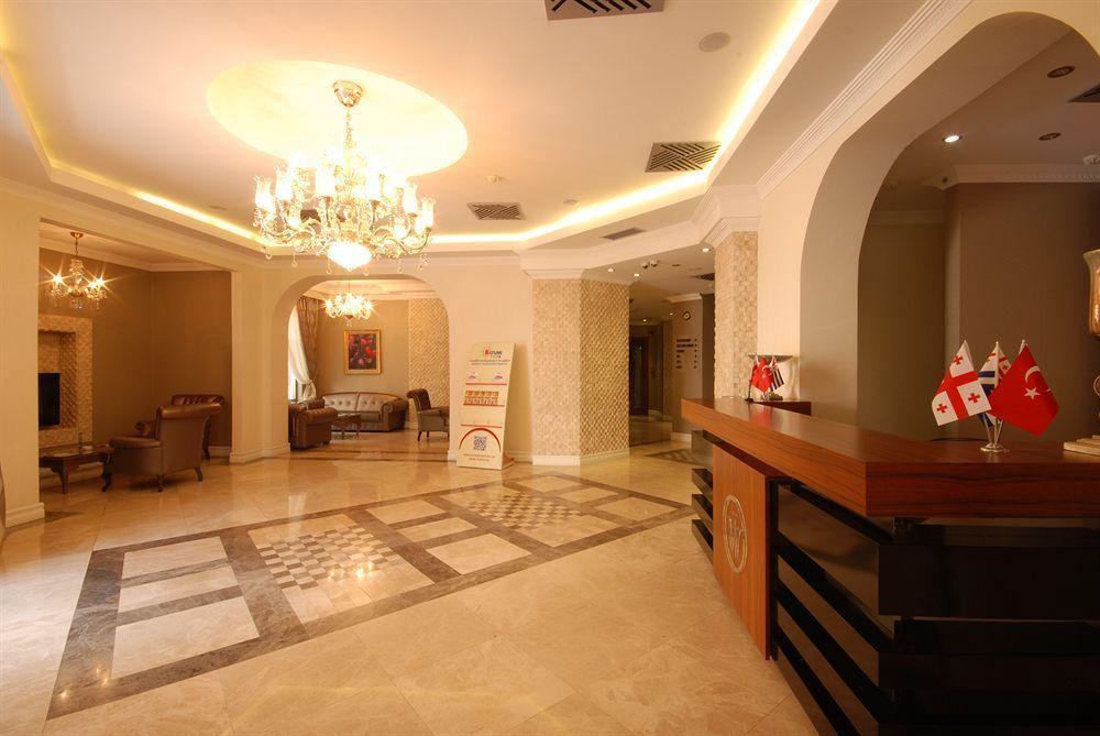 Batumi World Palace Exterior photo