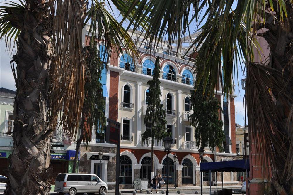 Batumi World Palace Exterior photo